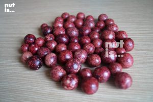 Λευκή Σοκολάτα Blackcurrant